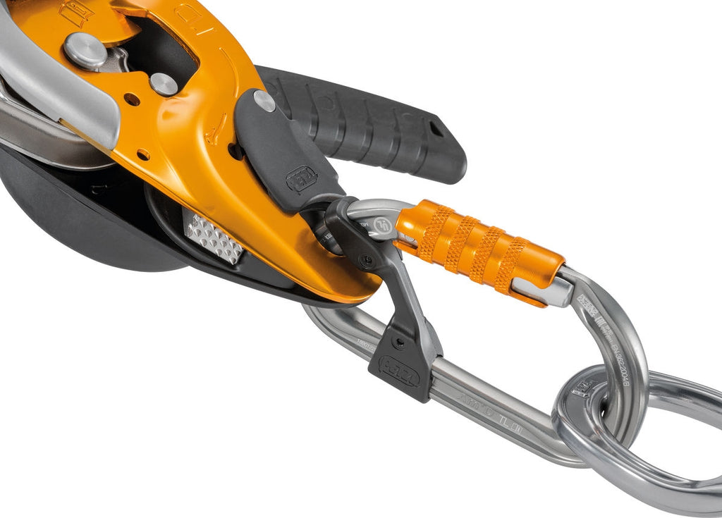 Petzl AM'D Triact-lock Carabiner